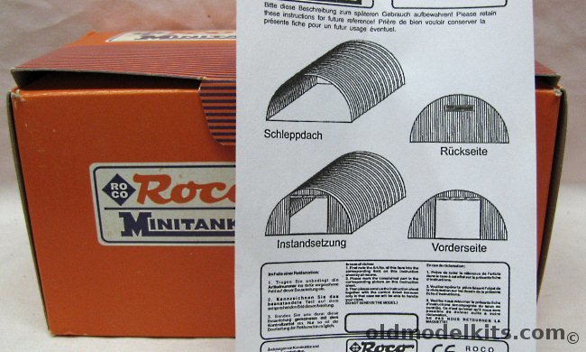 Roco HO Minitanks Quonset Hut / Metal Shelter (Nissenhutte), 614 plastic model kit